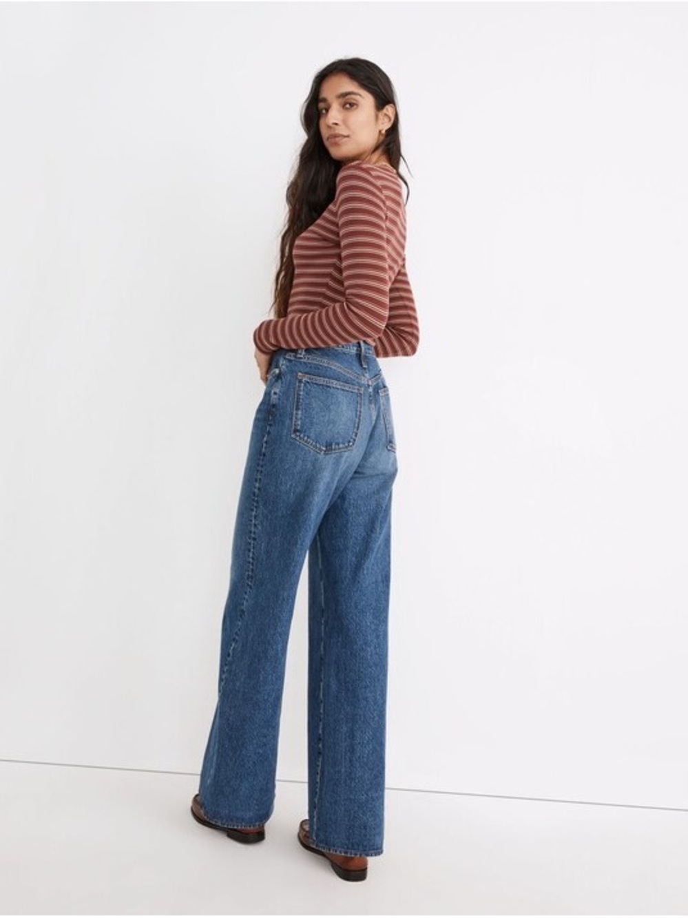 Madewell Superwide-Leg Jeans in Desota Wash - Picture 5 of 9